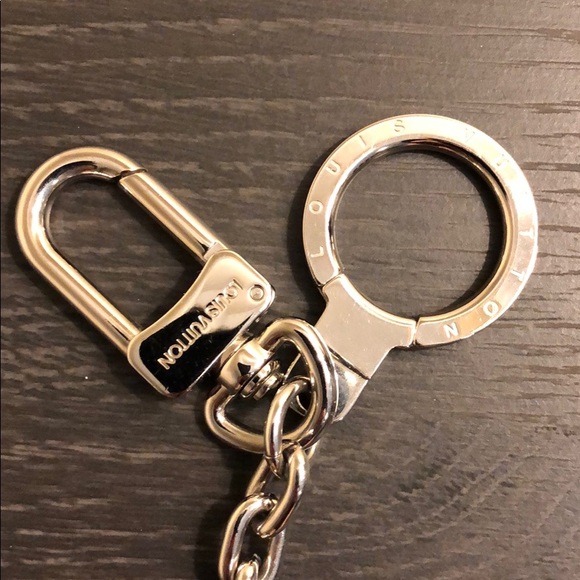 Louis Vuitton Keyring - Picture 3 of 7